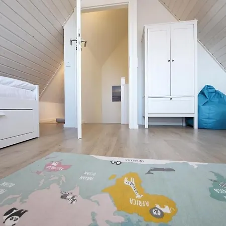 Stechelhus Doppelhaushaelfte