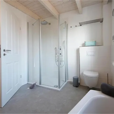 Stechelhus Doppelhaushaelfte *