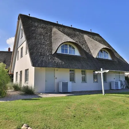 Stechelhus Doppelhaushaelfte Hébergement de vacances Groß Schwansee
